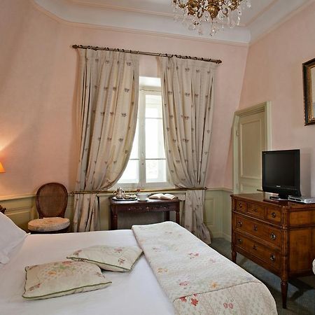 Hostellerie Les Frenes Avignon Cameră foto